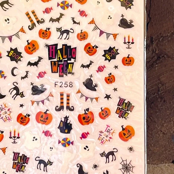 HALLOWEEN THEMED NAIL STICKERS - Picture 5 of 8